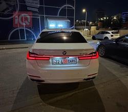 بي ام دبليو الفئة 7